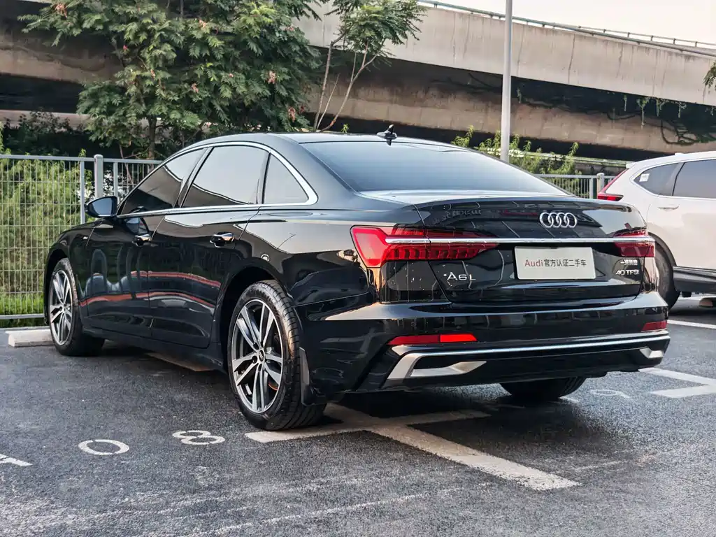 Audi A6L — фото 5