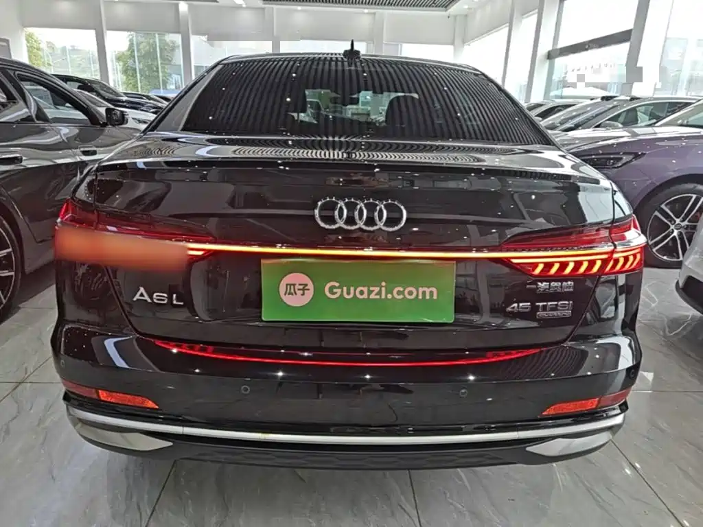 Audi A6L — фото 6