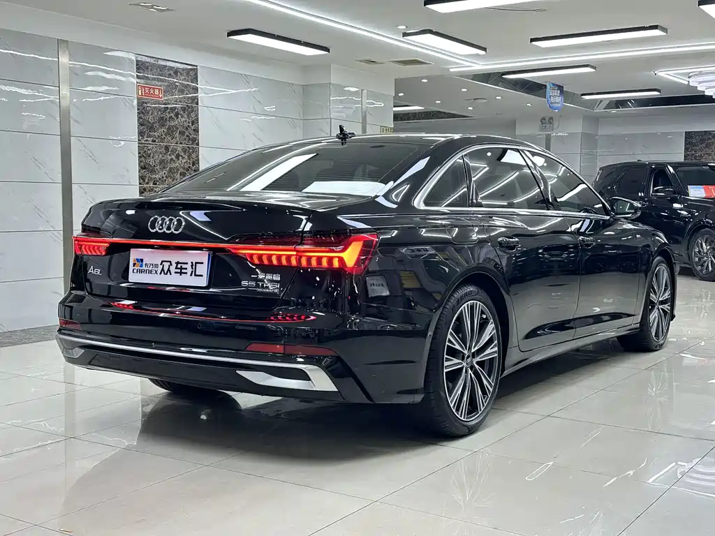 Audi A6L — фото 6