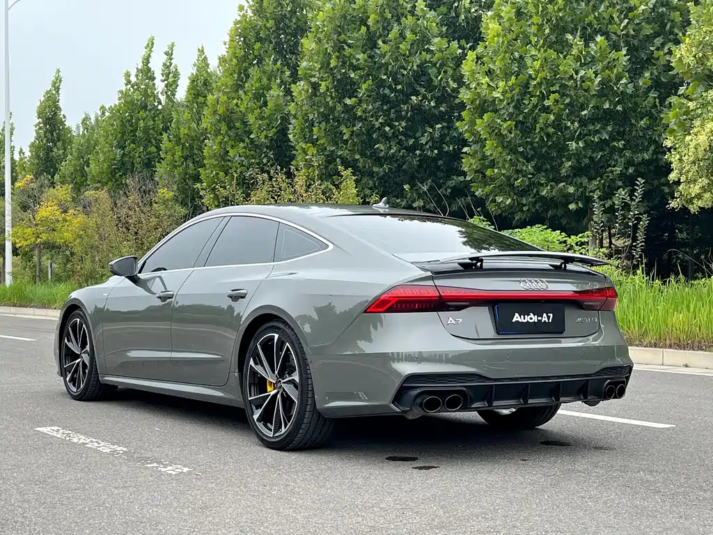 Audi A7 — фото 5