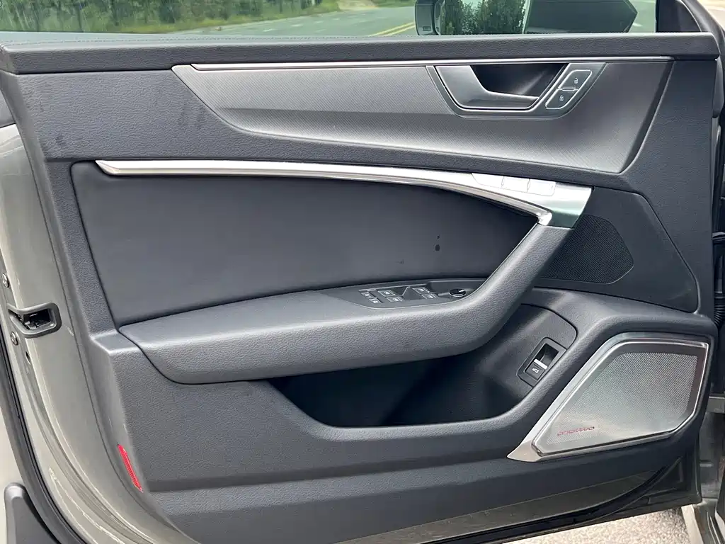 Audi A7 — фото 8