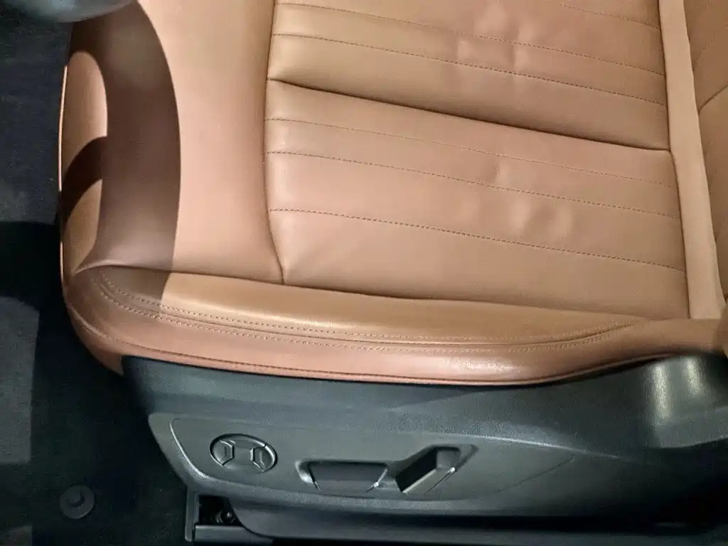 Audi A6 (Import) — фото 20