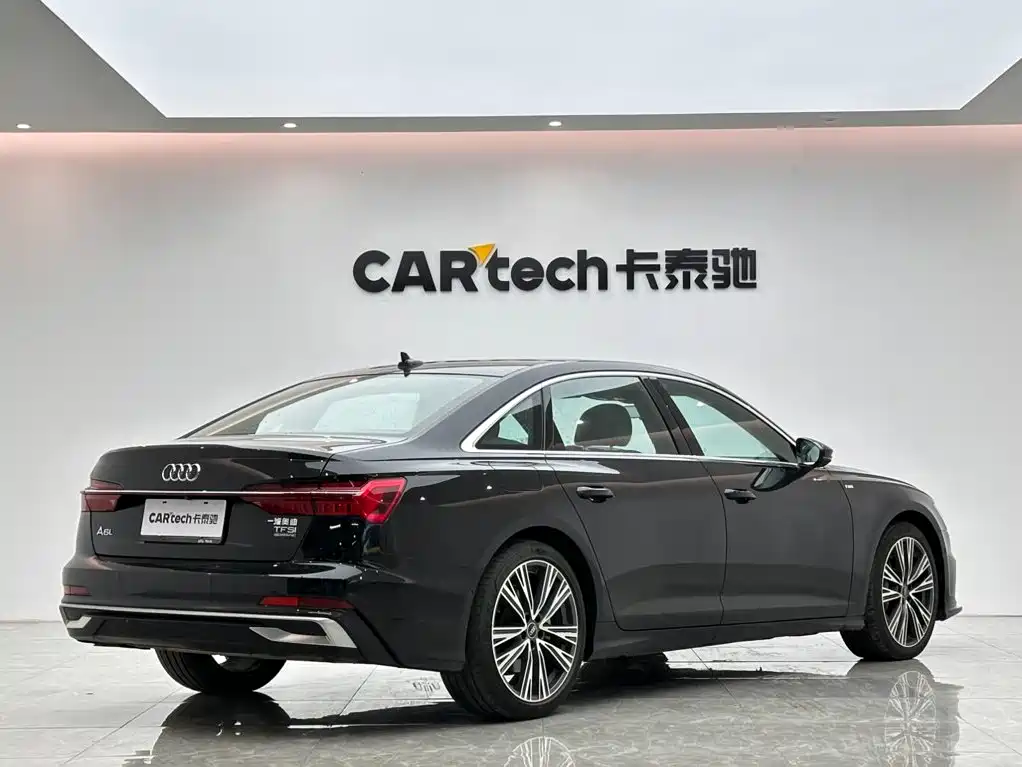 Audi A6L — фото 5