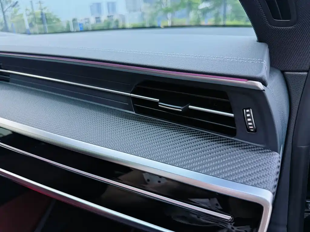 Audi A7L — фото 24