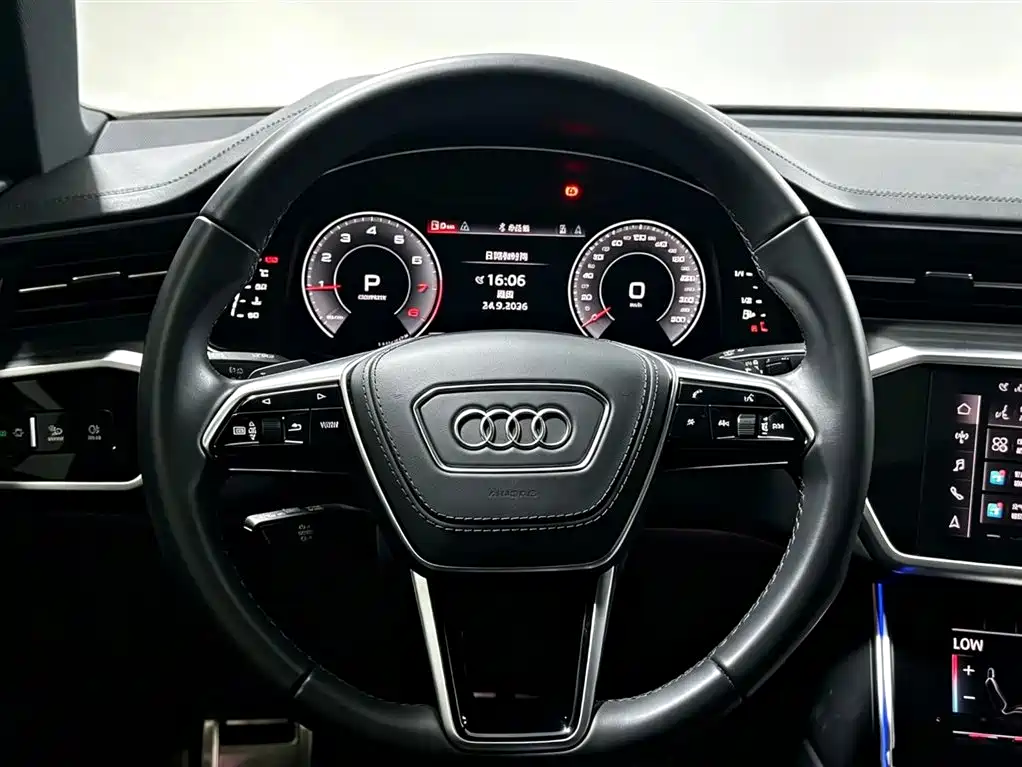 Audi A6L — фото 9
