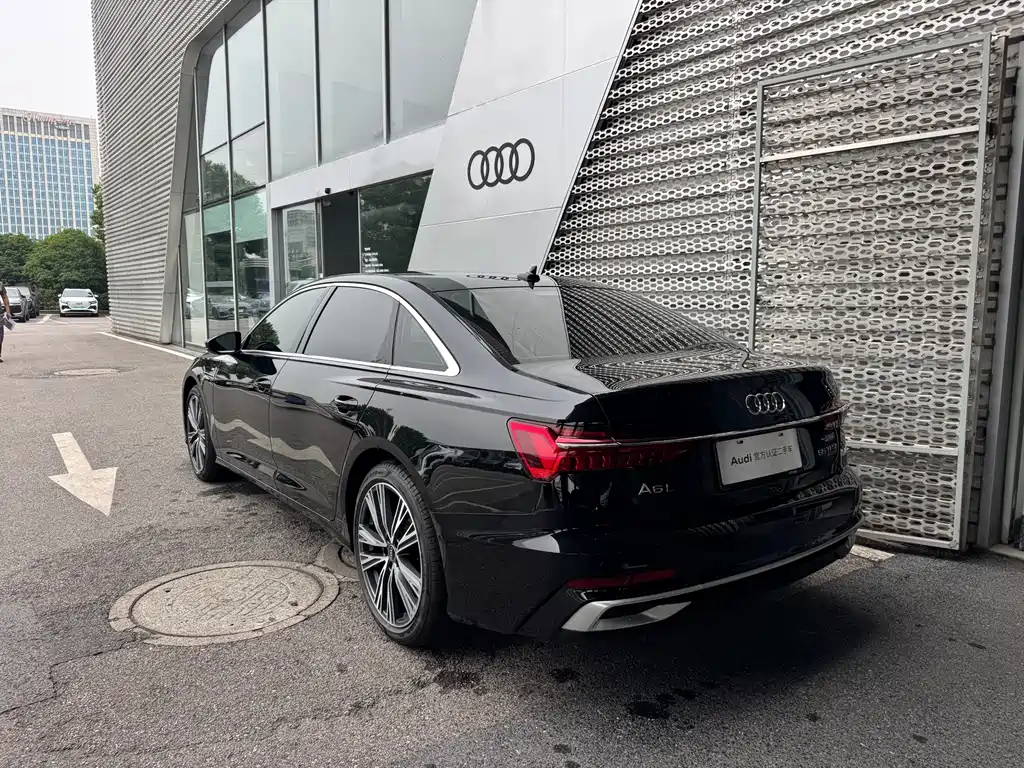 Audi A6L — фото 4