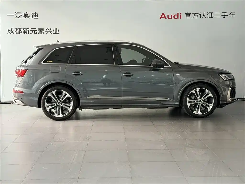 Audi Q7 — фото 3