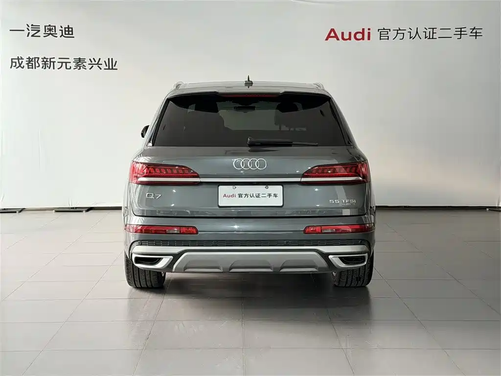 Audi Q7 — фото 5