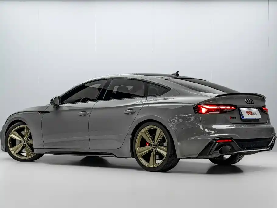Audi RS 5 — фото 5