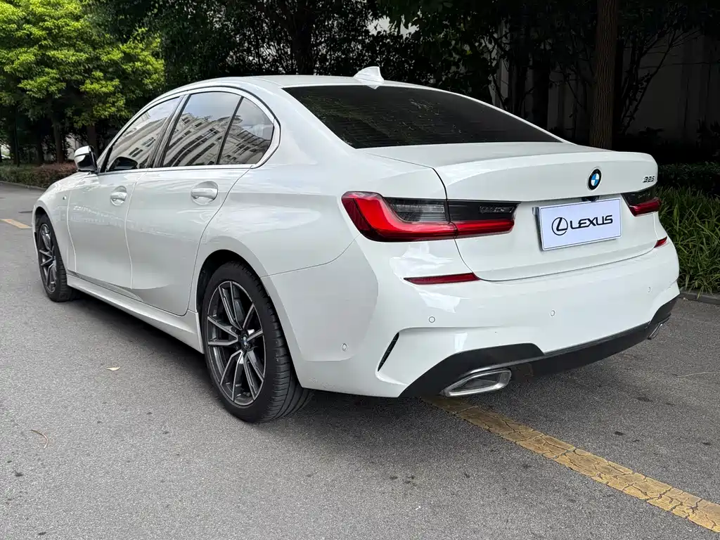 BMW 3 Series — фото 15