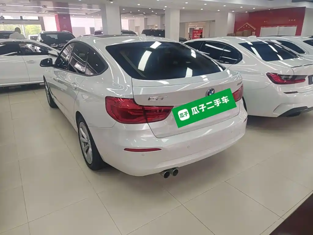 BMW 3 Series GT — фото 5