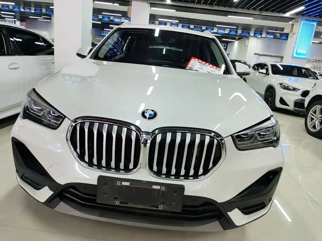 BMW X1 — фото 3