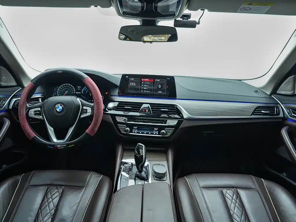 BMW 5 Series New Energy — фото 5