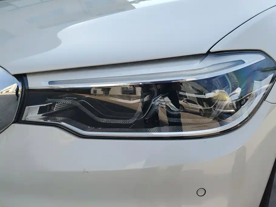 BMW 5 Series New Energy — фото 5