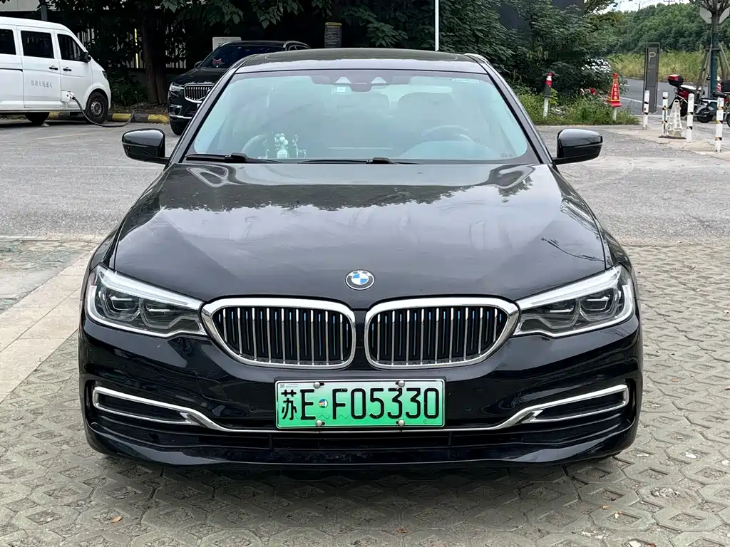BMW 5 Series New Energy — фото 3