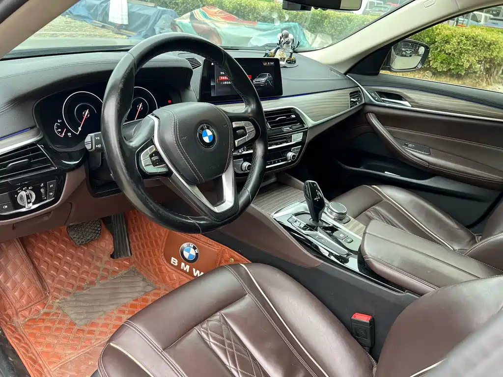 BMW 5 Series New Energy — фото 4