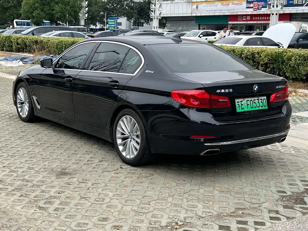 BMW 5 Series New Energy — фото 7