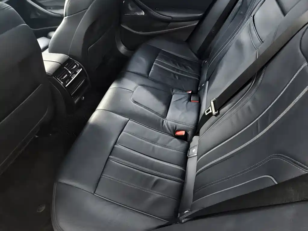 BMW 5 Series (Import) — фото 6