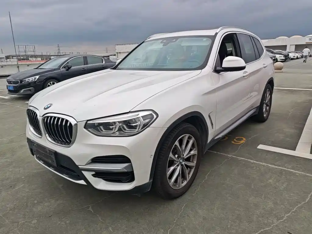 BMW X3 — фото 2