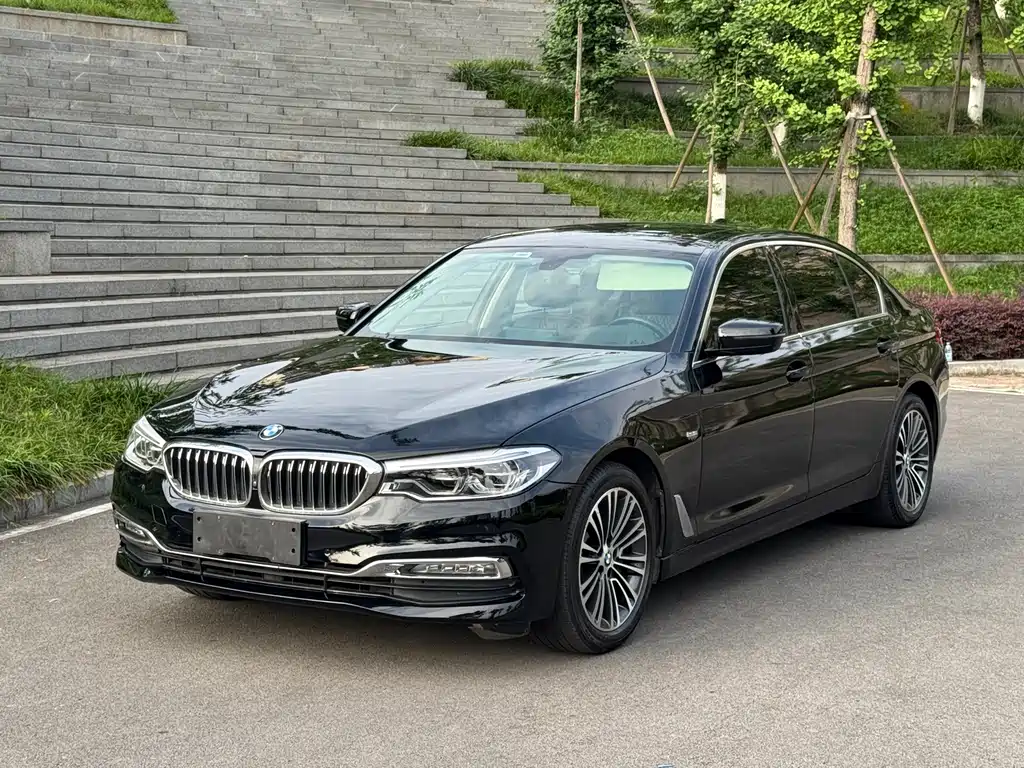 BMW 5 Series — фото 2