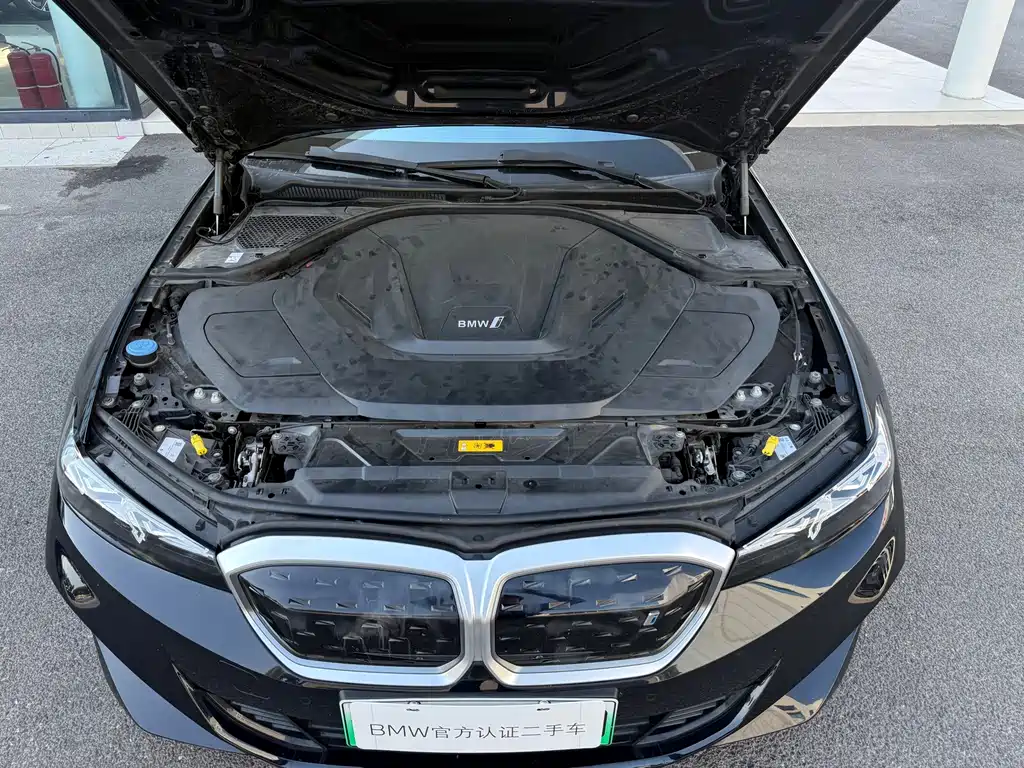 BMW i3 — фото 3