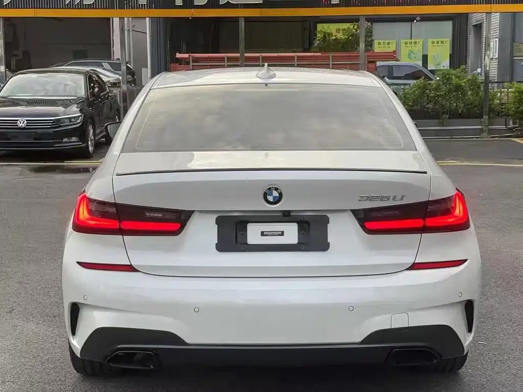 BMW 3 Series — фото 10