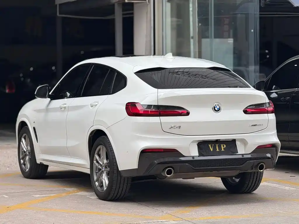 BMW X4 — фото 9