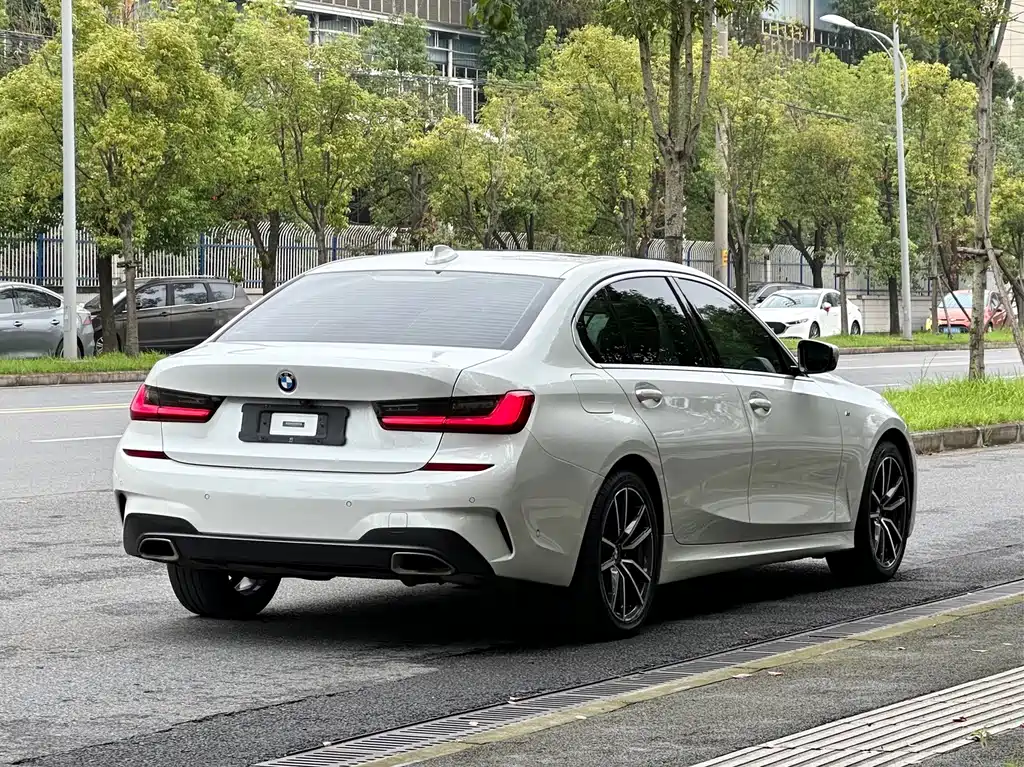 BMW 3 Series — фото 4