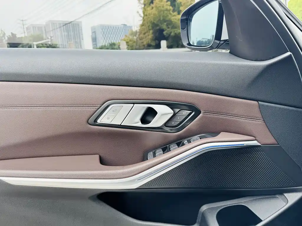 BMW 3 Series — фото 15