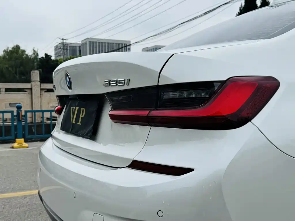 BMW 3 Series — фото 18