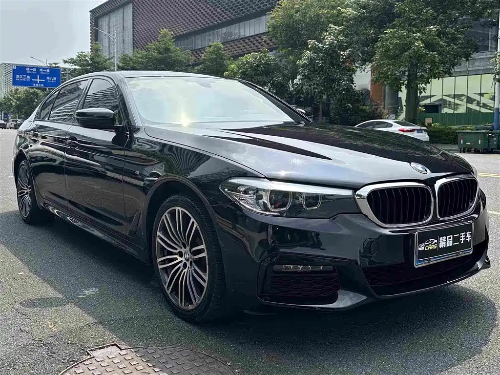 BMW 5 Series — фото 3