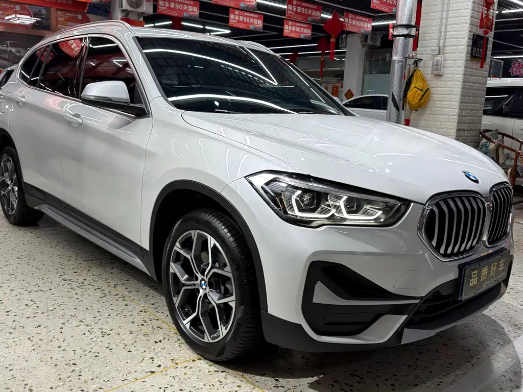 BMW X1 — фото 3