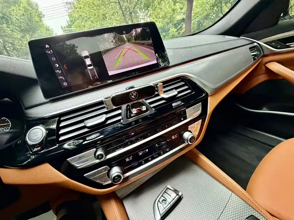 BMW 5 Series (Import) — фото 6