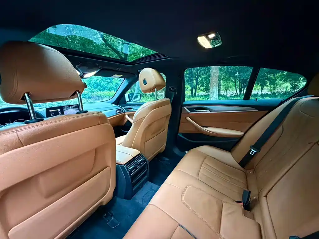 BMW 5 Series (Import) — фото 7