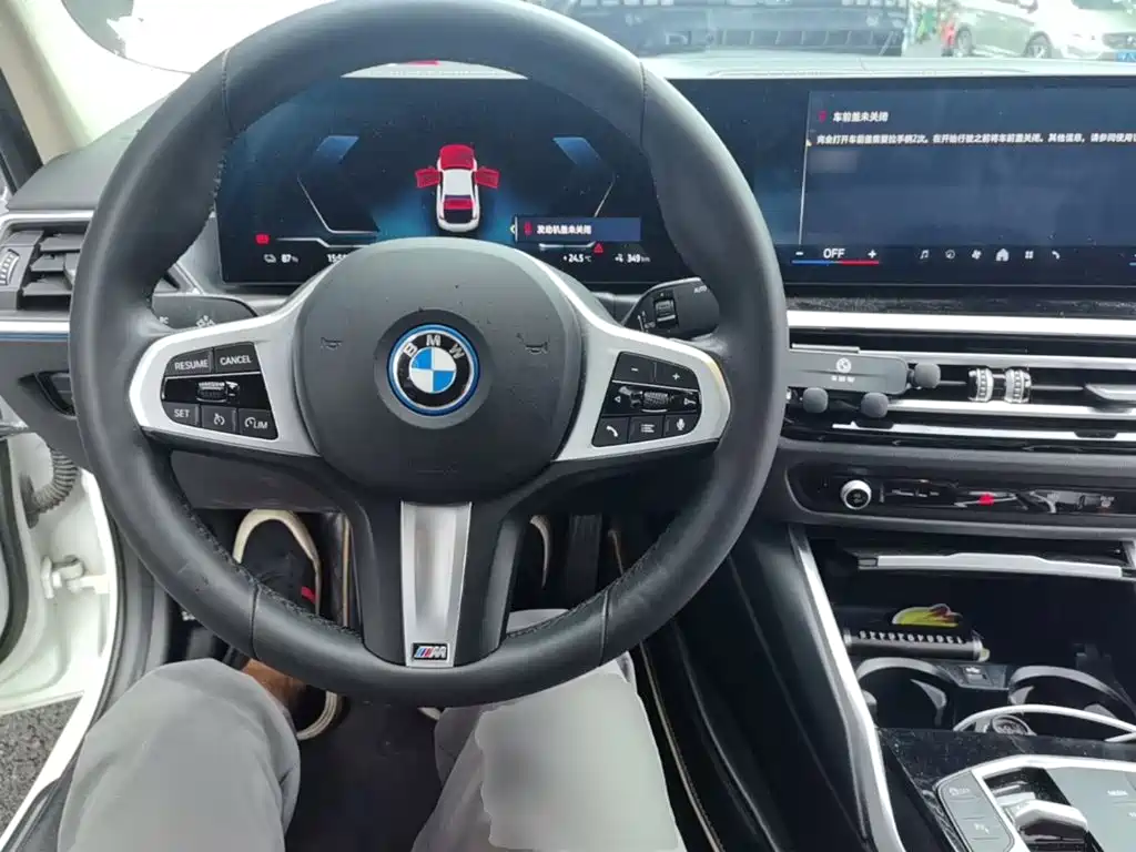 BMW i3 — фото 10