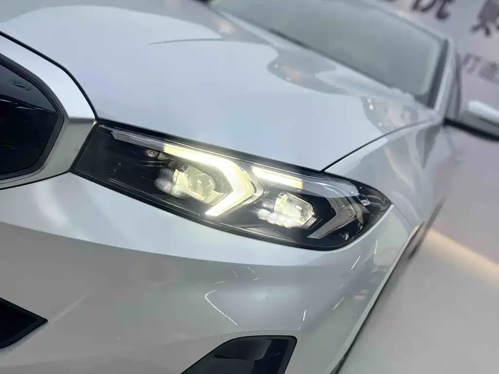 BMW i3 — фото 4