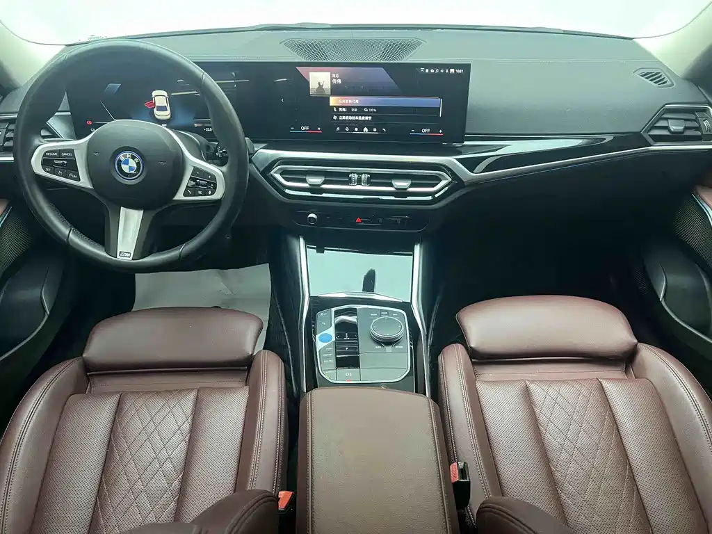 BMW i3 — фото 7