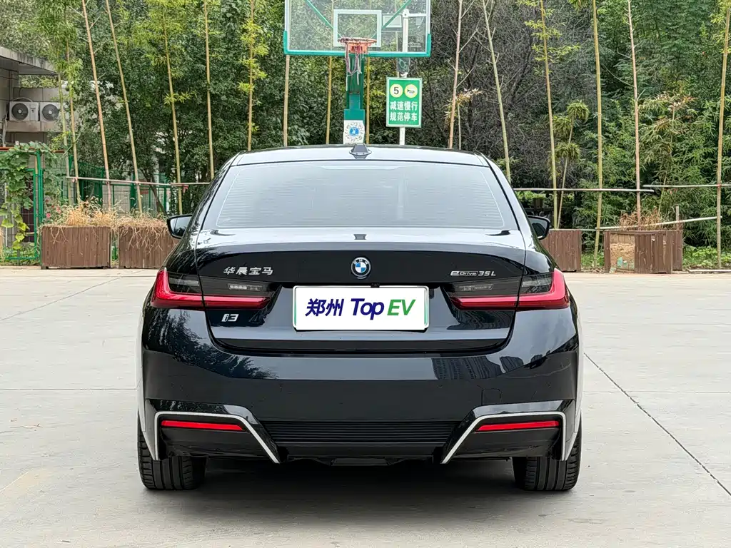 BMW i3 — фото 9