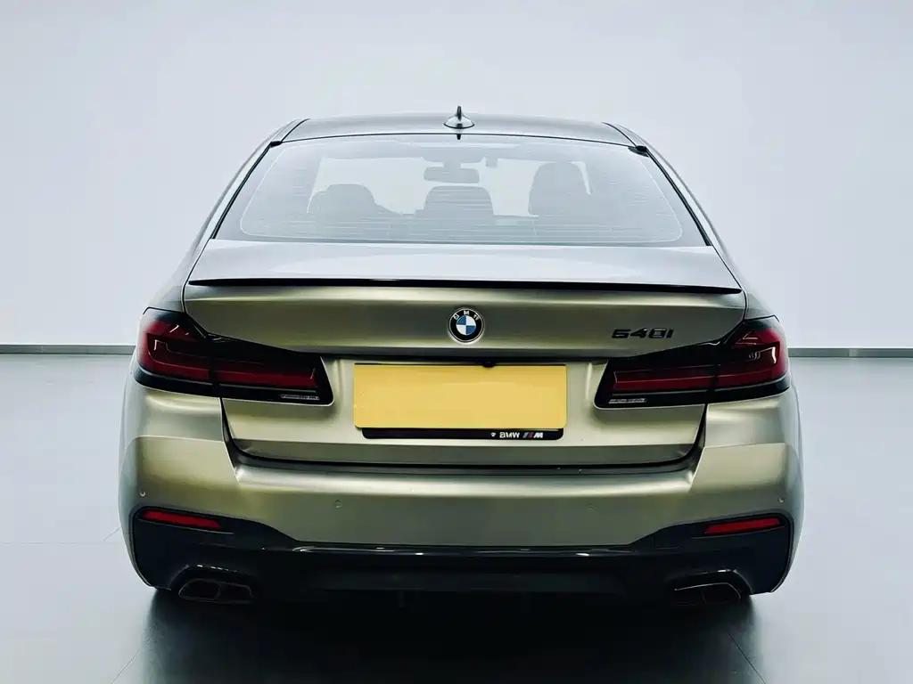 BMW 5 Series — фото 5