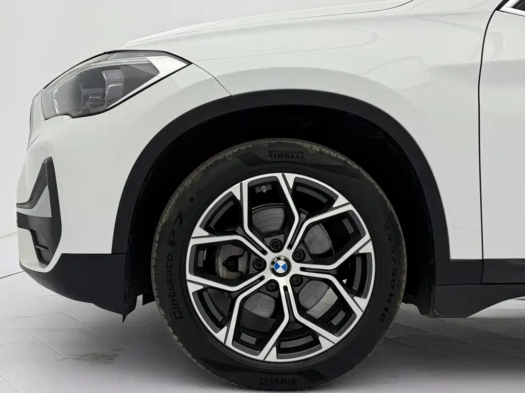BMW X1 — фото 24