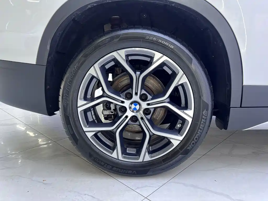 BMW X1 — фото 20