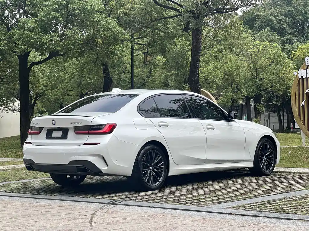 BMW 3 Series — фото 18