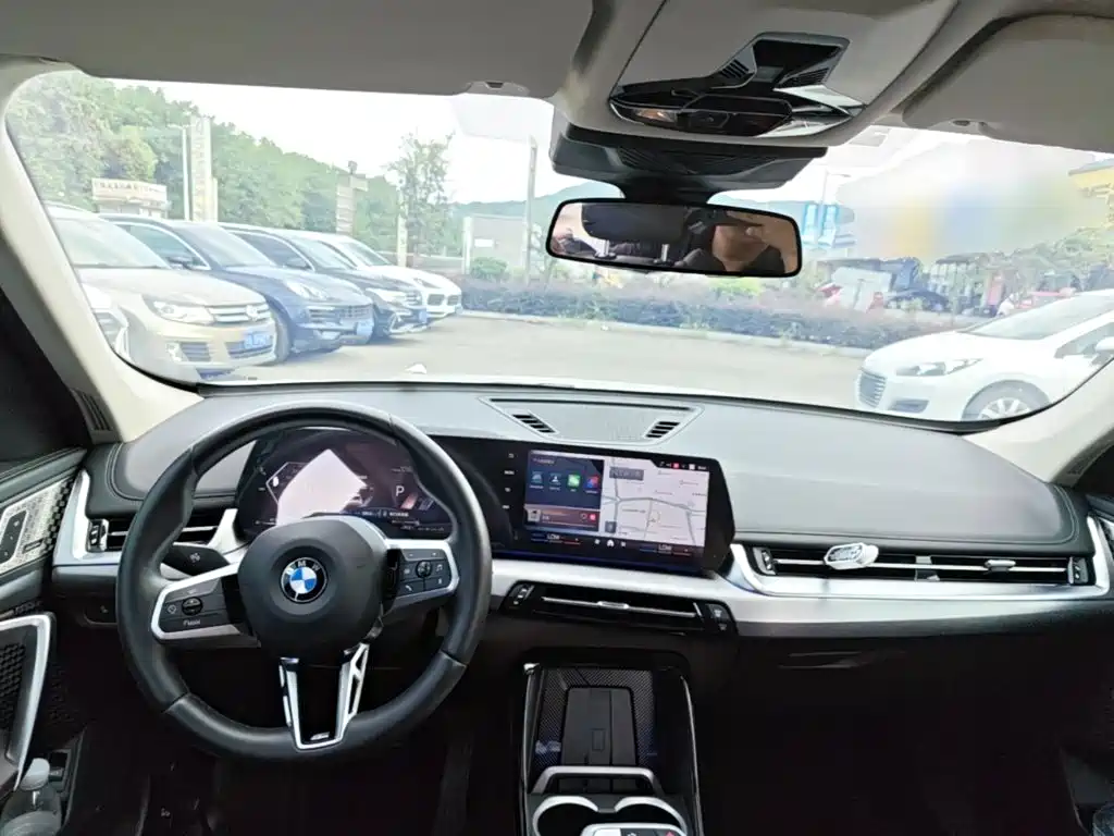 BMW X1 — фото 10