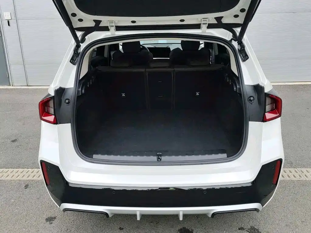 BMW X1 — фото 13
