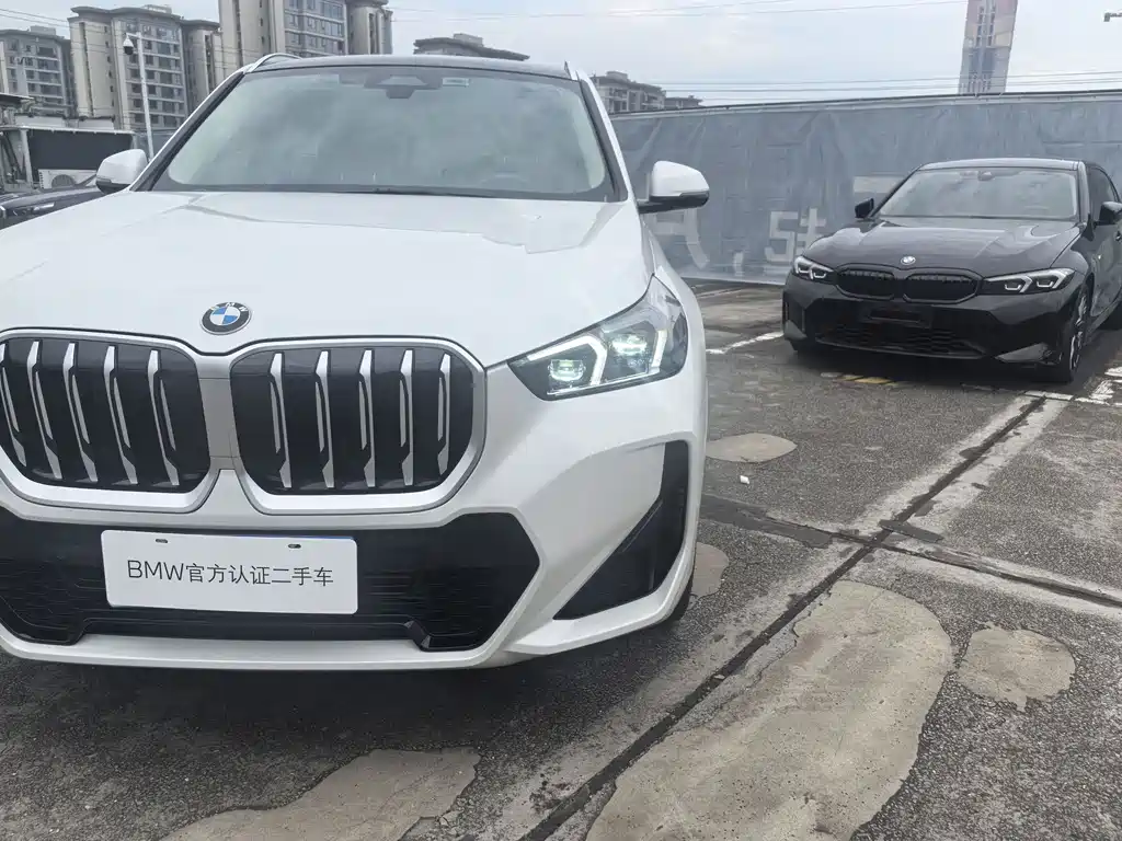 BMW X1 — фото 3