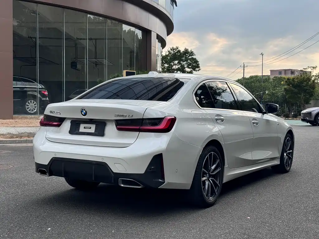 BMW 3 Series — фото 15