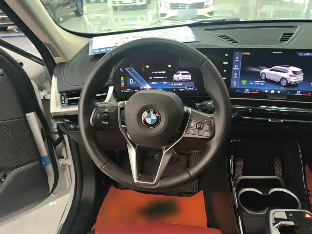 BMW X1 — фото 11