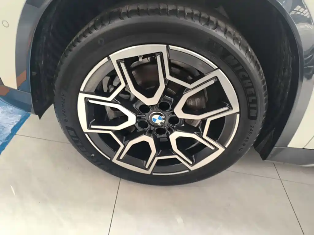 BMW X1 — фото 23