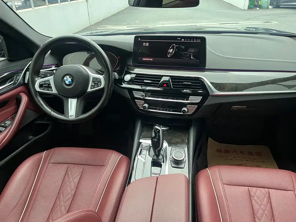 BMW 5 Series — фото 14