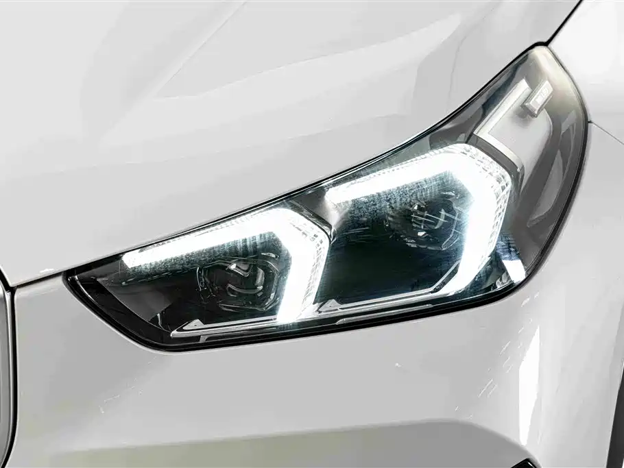 BMW X1 — фото 4